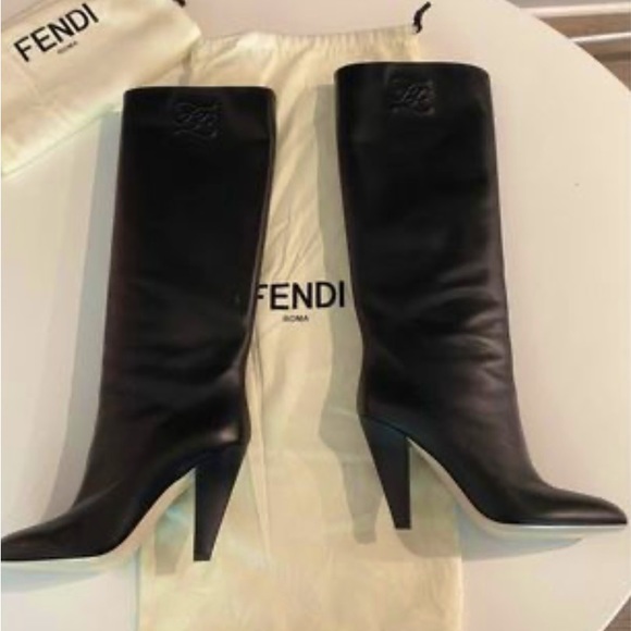 Brand New FF karlography Motif Boots. Classic Fendi luxury Boots Authentic - Picture 1 of 5